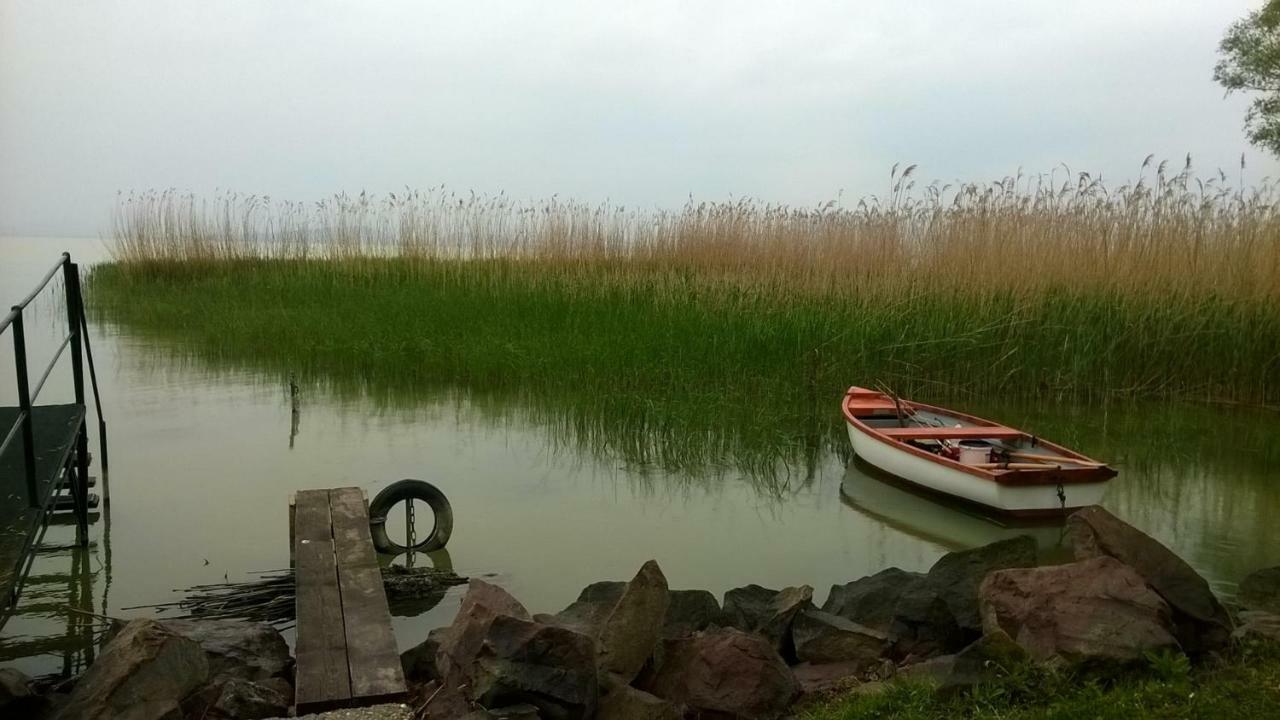 Lovely Apartment At Balatonfenyves Zewnętrze zdjęcie